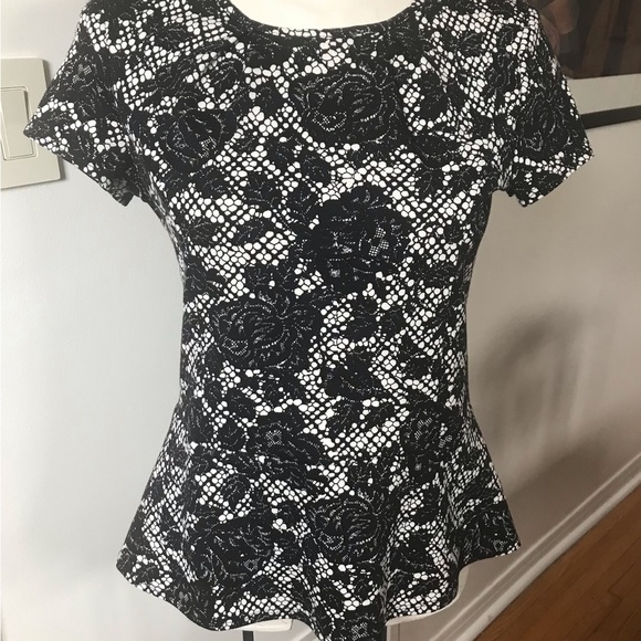 Two-piece Black & White Jules & Leopold Top & Skirt - Size M - Picture 6 of 8